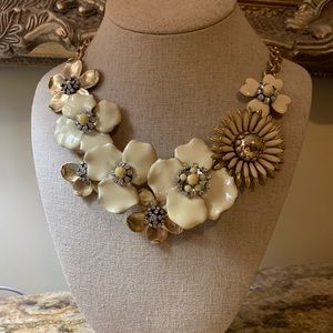 Stella and Dot Necklace